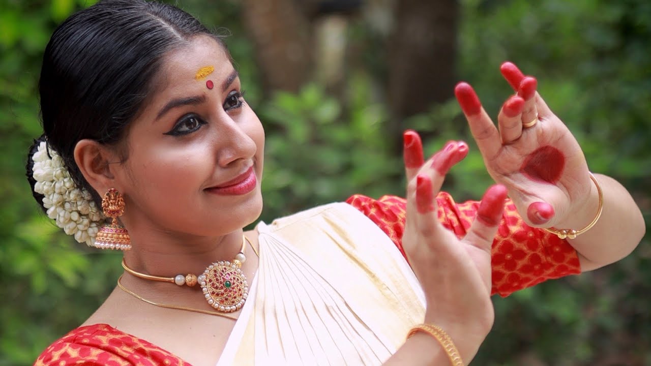 Charukeshi Varnam