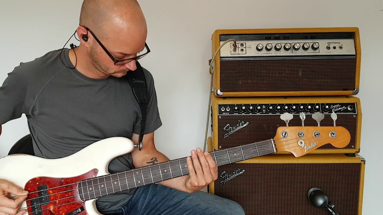 Ampeg SVT 70's  VS   Fender SuperBassman