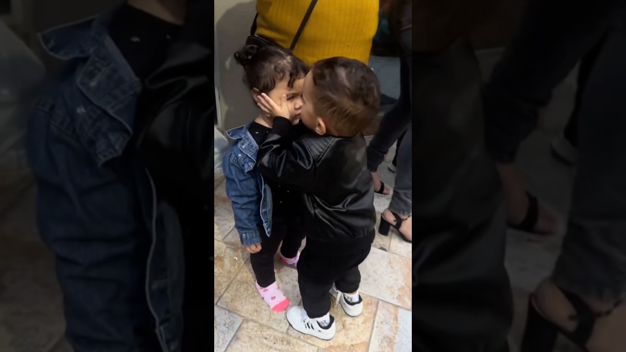 Baby fall in love 🤣🤣 #baby #funny #cute
