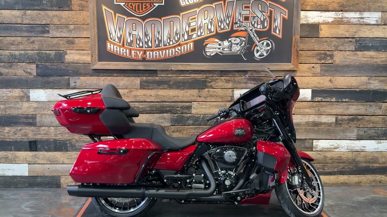 Мотоцикл Harley-Davidson Street Glide Limited 2026 года выпуска, цвет Brilliant Red с черной отде...