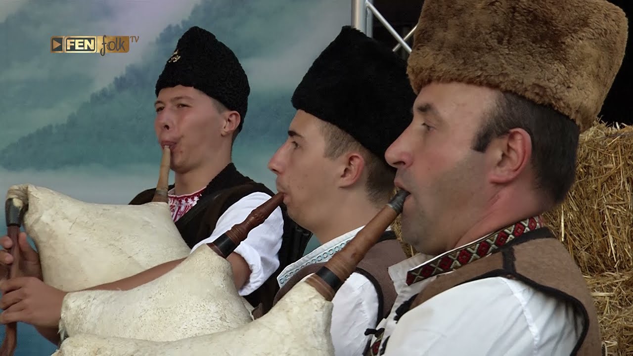ГАЙДАРСКИ СЪСТАВ ДЕВИН - Китка от родопски песни