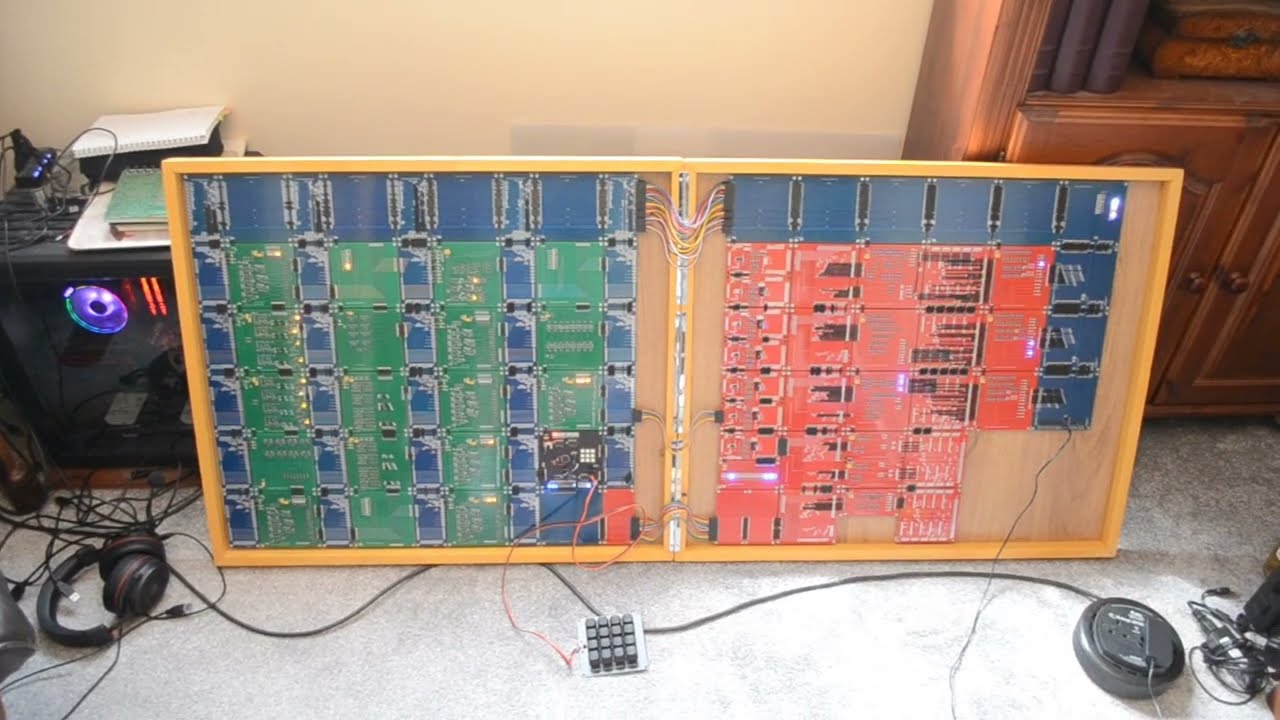 HomeBrew Descrete Transistor CPU Plays Noughts and Crosses (TIC TAC TOE)