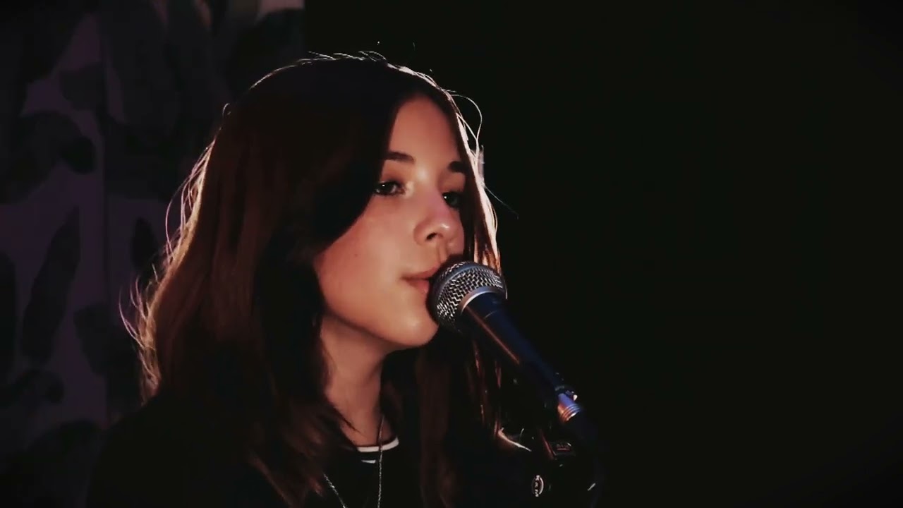 ”Just like heaven” med The Hollow LIVE
