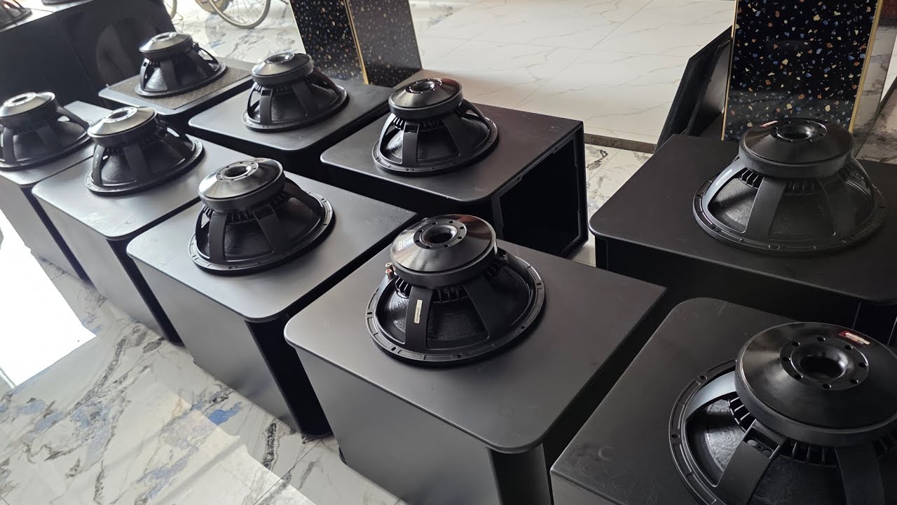 Mở nội thất và téc chất âm loa súp hơi hầm bãi bát 40 từ 220 coi 100  bát B&C xịn aimx đt 0374823386