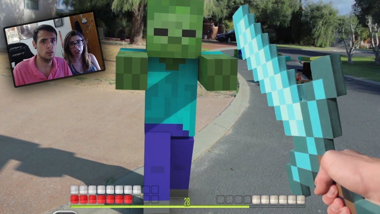 ASÍ SERÍA ESTAR EN MINECRAFT | VIDA REAL VS MINECRAFT CON LYNA