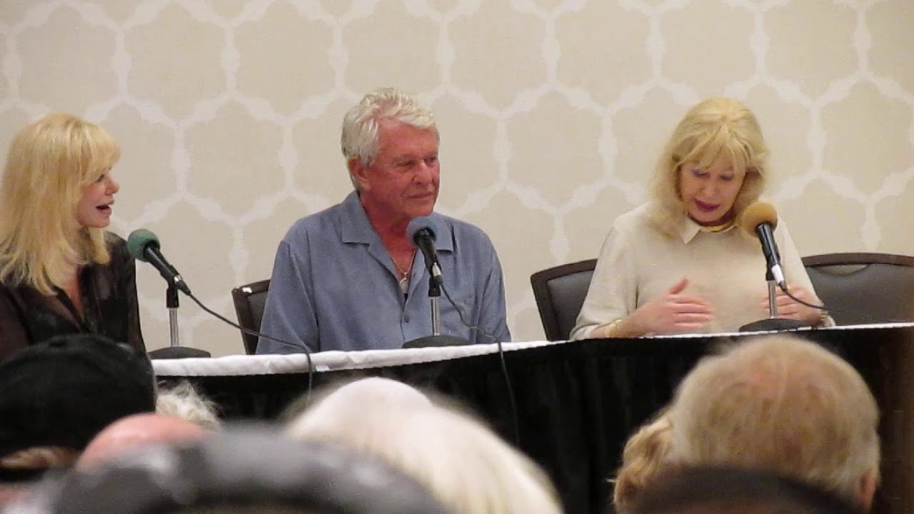 MANC Mid-Atlantic Nostalgia Convention 2019 LORETTA SWIT part 1