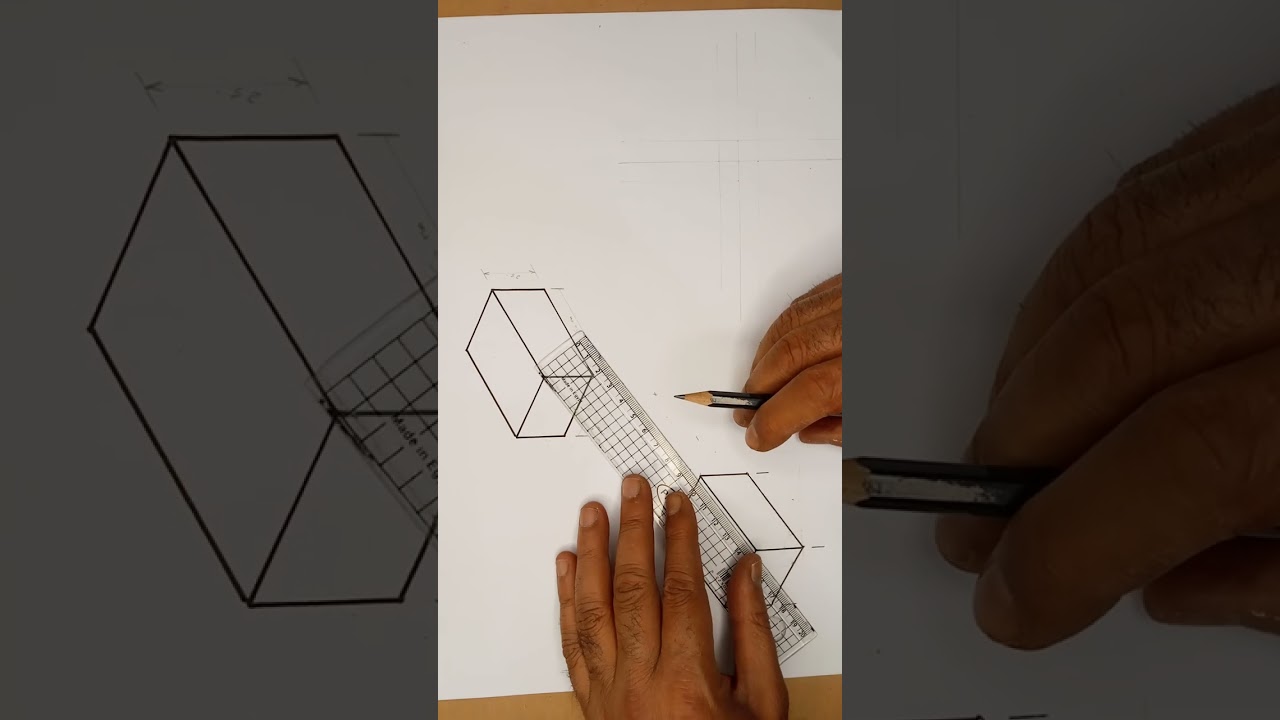 رسم المنظور الهندسى والمساقط الثلاثه/ الصف الاول