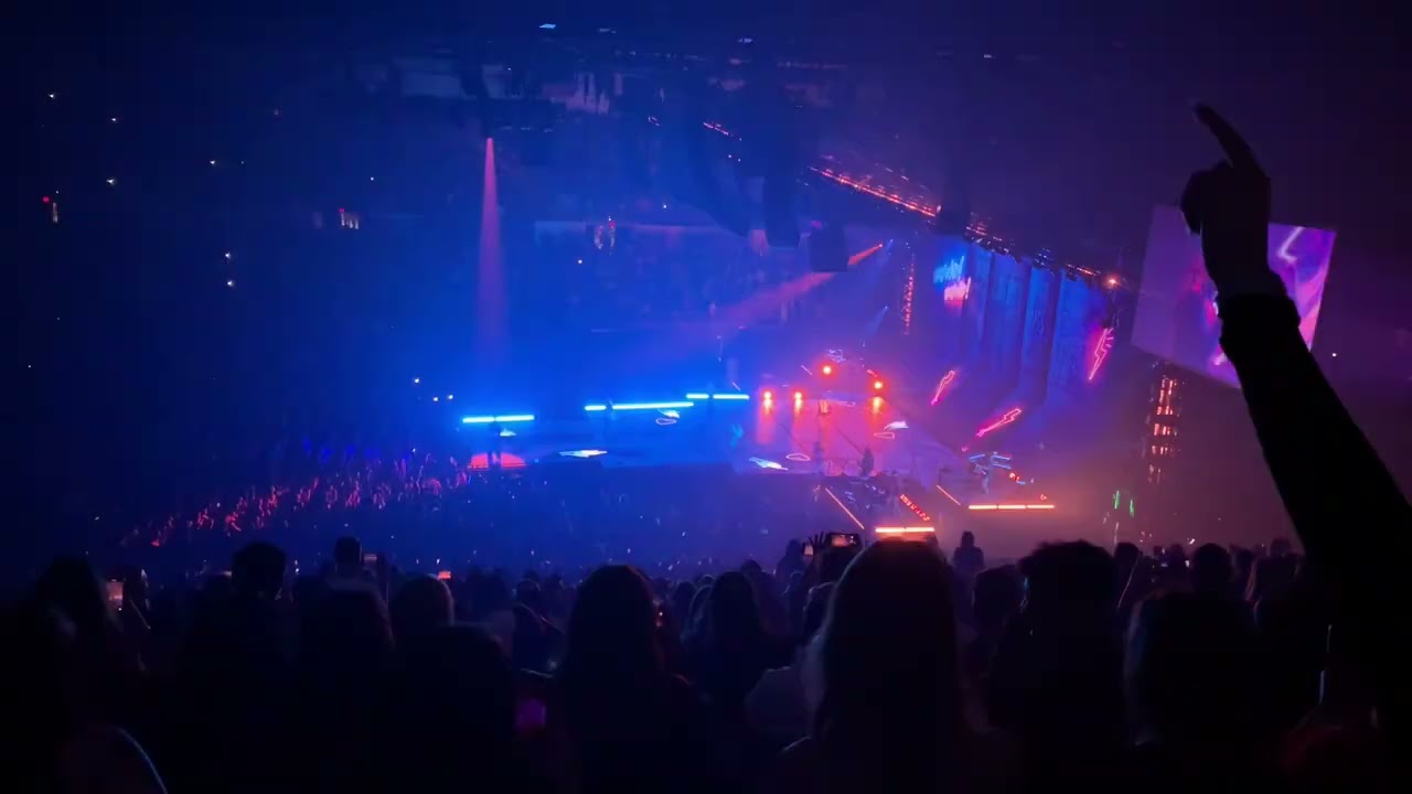Justin Bieber - 
