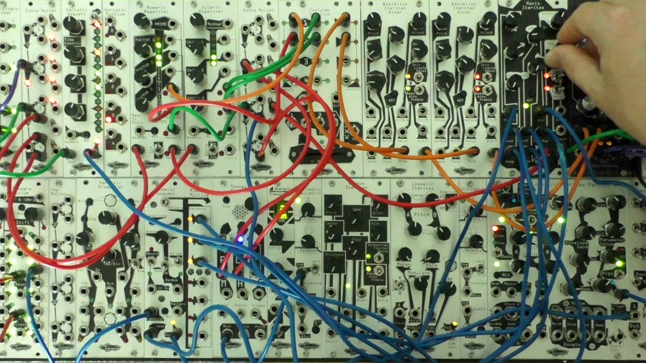 Manis Iteritas  - Live Modular Jam Session at Noise Engineering Base