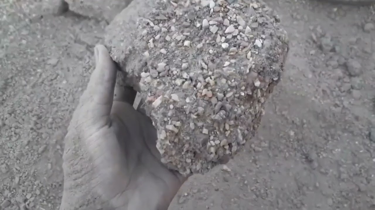 Crunchy Gritty mouthwatering Dusty shapes dry crumbling ASMR video 🥁🔥🤎
