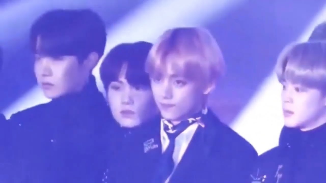 Taehyung celoso por  Whee in