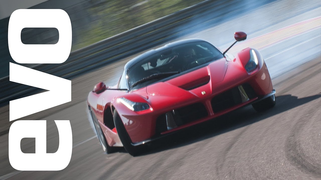 Видео первого заезда Ferrari LaFerrari: величайший Ferrari всех времен? | evo REVIEW