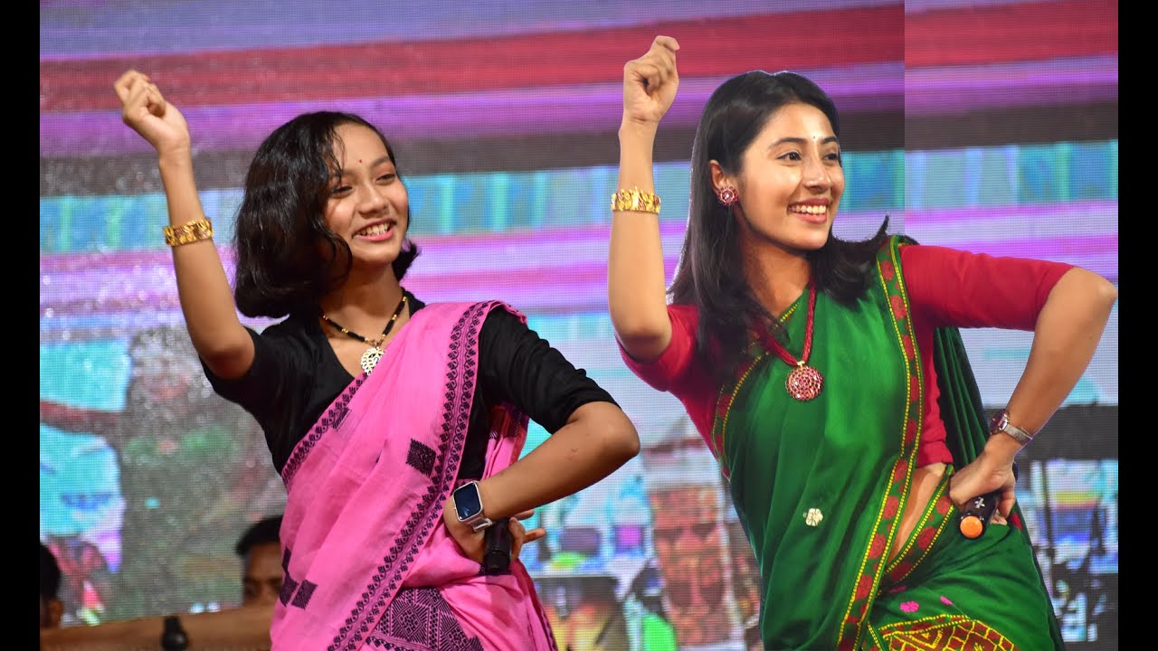 Bandita Baruah And Prapti H Baruah Live Perform Hit Assam Bihu Song At Bongaigaon Bhakrivita Bihu