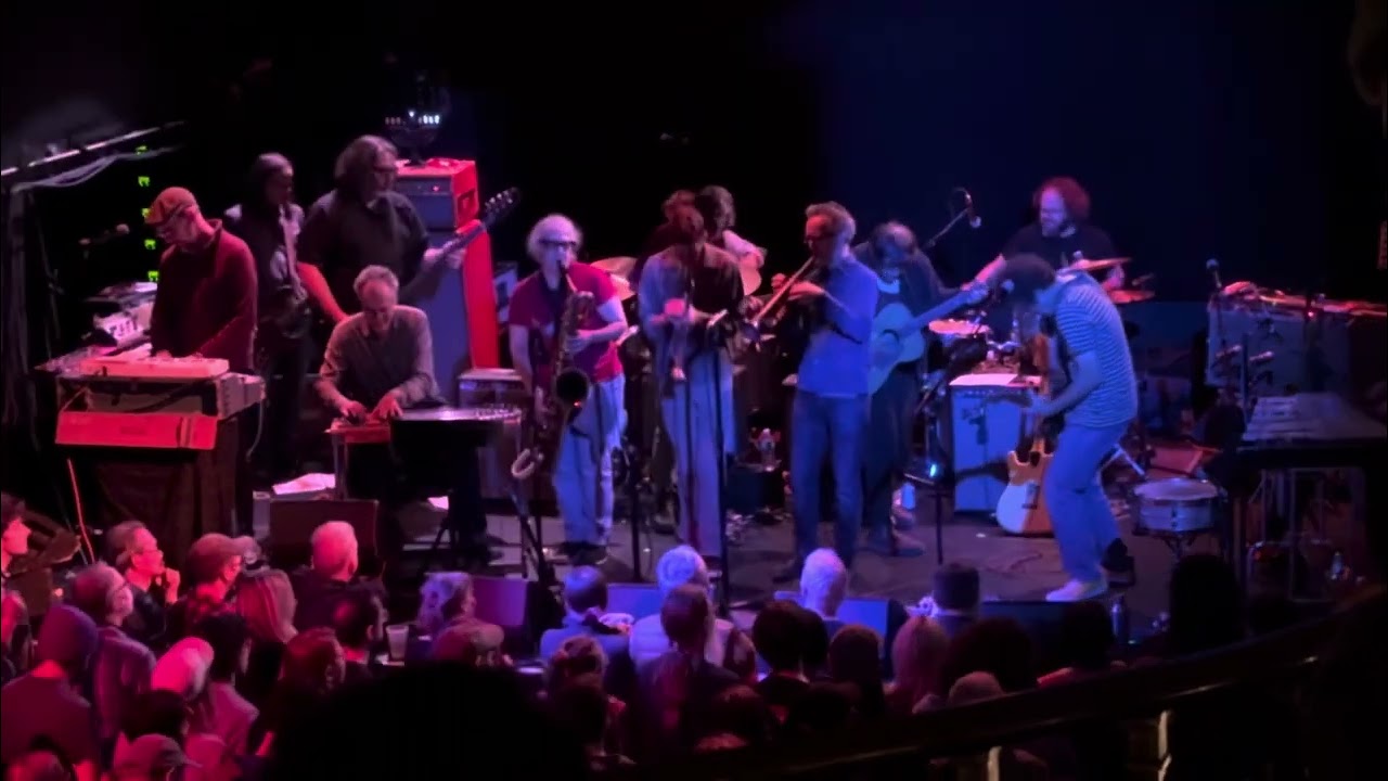 Yo La Tengo - I heard you looking 12/9/2023 - Bowery Ballroom w/ Lambchop