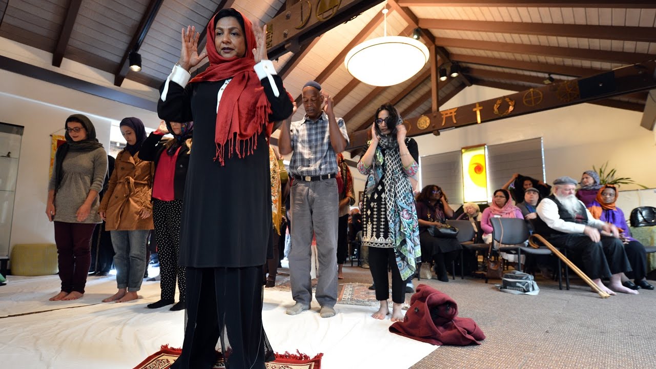 Women's mosque dedicated in Berkeley, Calif.