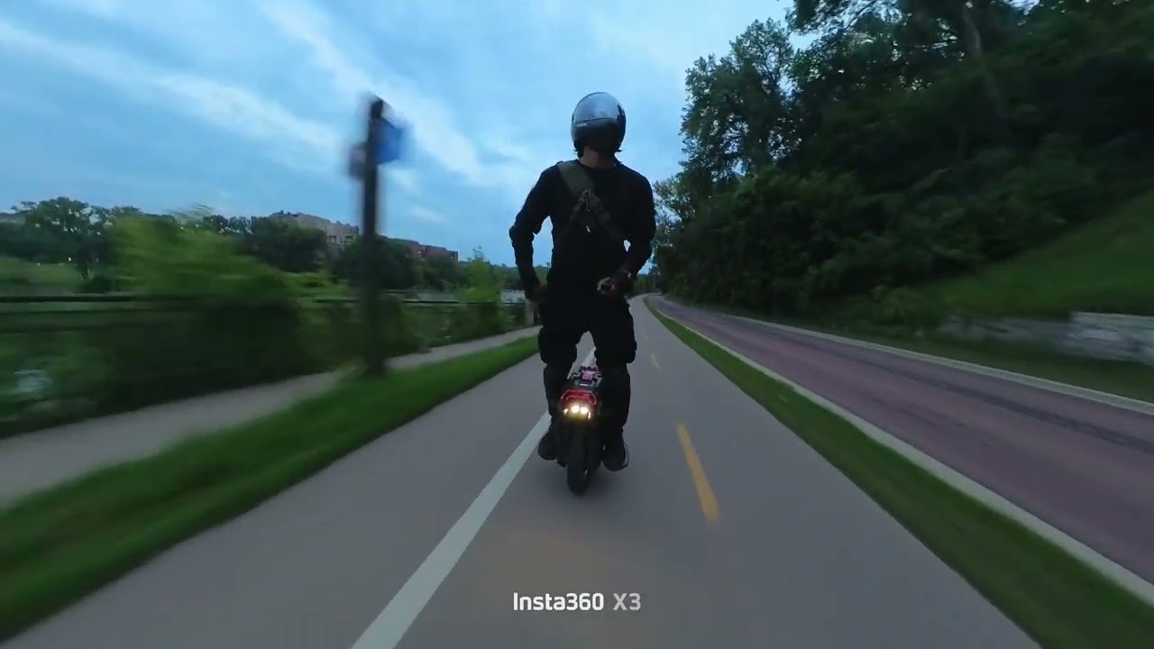 Riding up the Mississippi river 