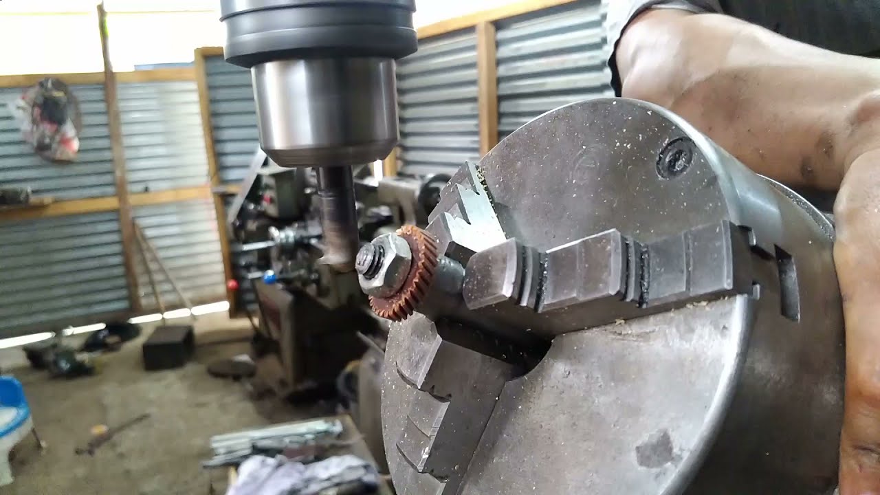 Frais Roda Gigi Miring | Milling Gear | Plastic material | Hyperlapse | Dividing Head