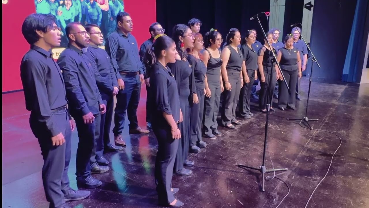 Cuando sale la Luna - Ensamble Vocal Universitario Tonalli