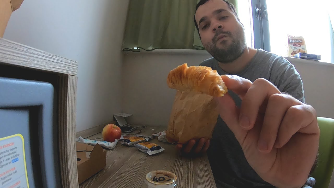 Un mic dejun intr-un hotel green din Napoli