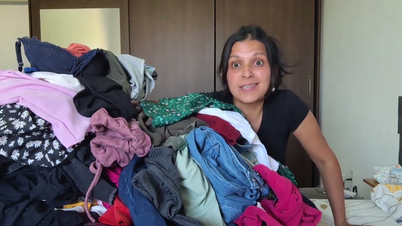 Chega! Criei vergonha na cara e desapeguei das minhas roupas