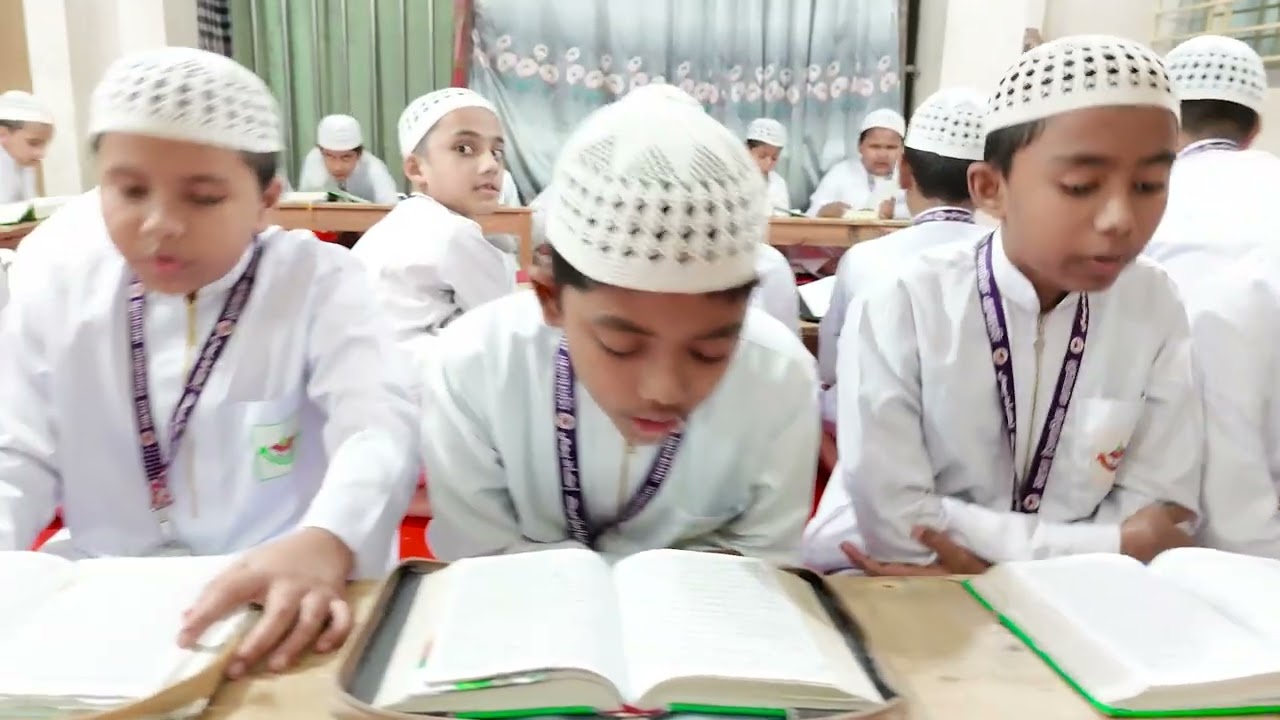 মাওনা ইসলামিক একাডেমি। আপনার সন্তানের উজ্জল ভবিষ্যতের জন্য।