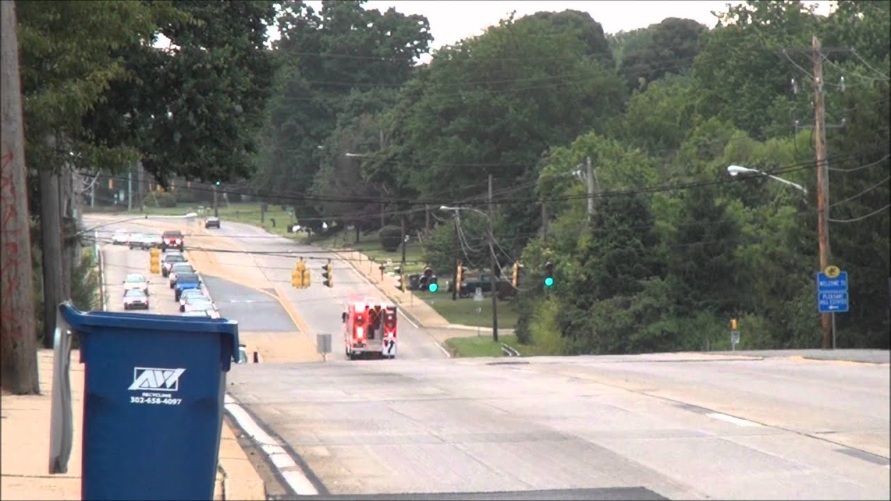 The Red Train,Chief,Fire cops,and Tractor Trailer HazMat respond to wreck in Delaware