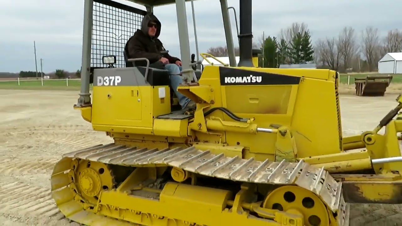 1998 KOMATSU D37P-5 For Sale