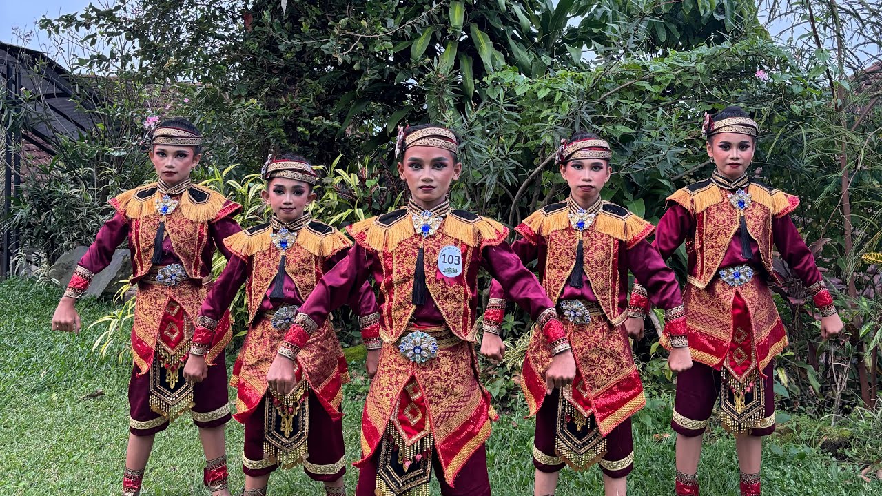 JUARA 1 KATEGORI KELAS 4-6 TARI KSATRIA MADANI EVENT RIUH RINDANG3