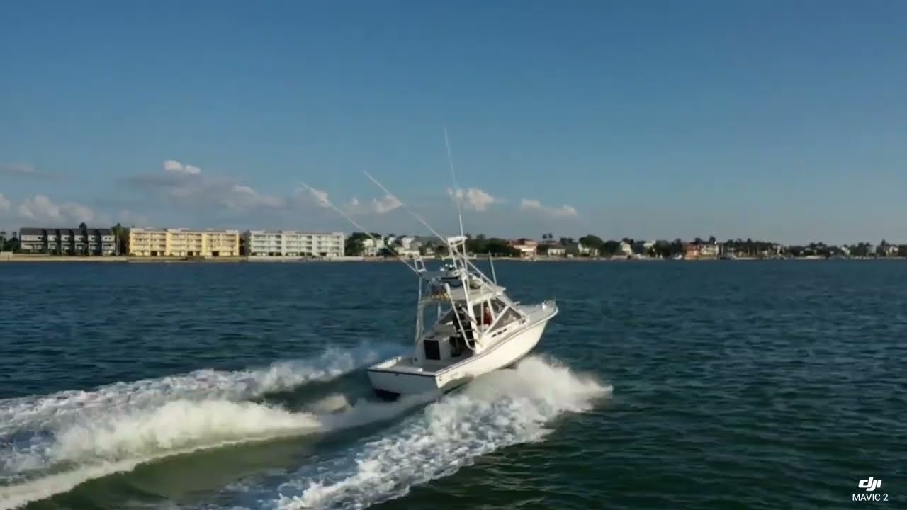 2002 Carolina Classic 28CC In Action! Twin Cummins 4BTAs