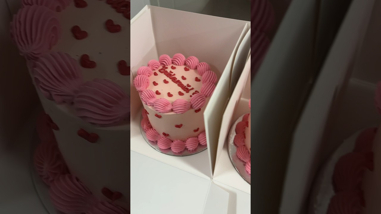 Let’s make mini cakes for bridesmaids!!