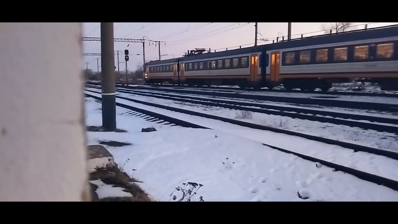 ЕЛЕКТРІЧКА ЕР9Е-656 
