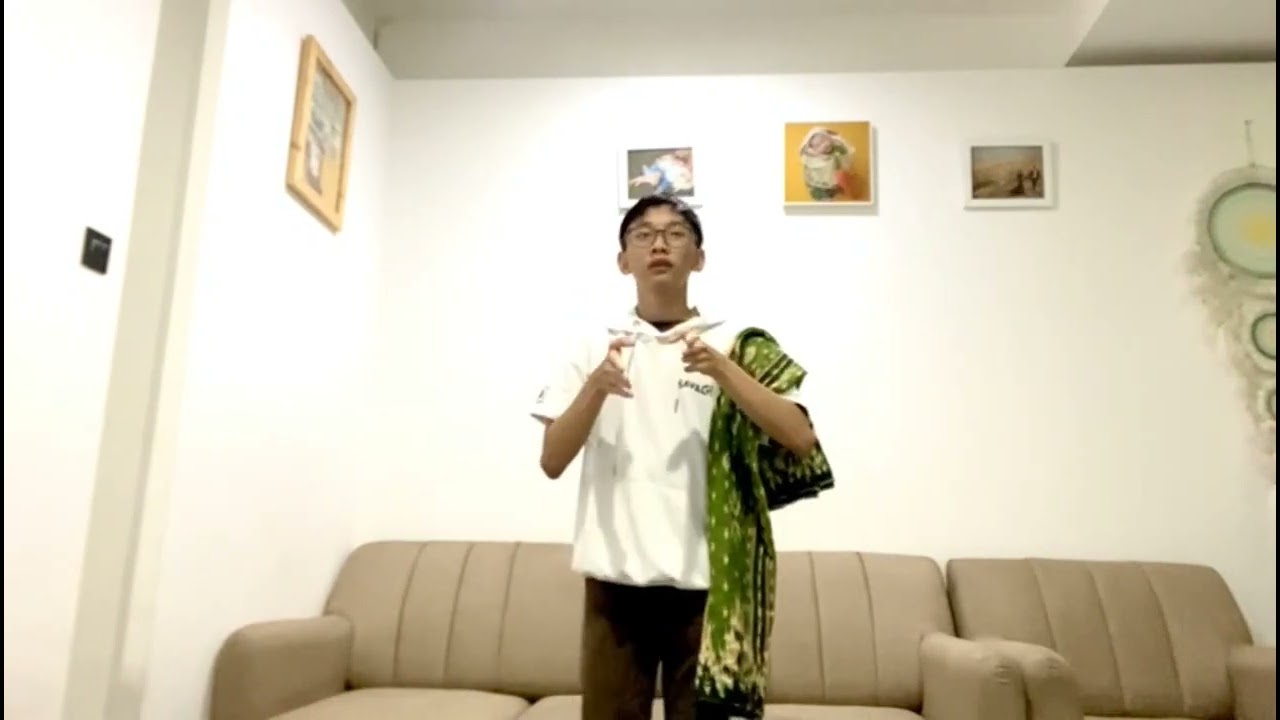 RobbyFerdinandKodiat , Kelas 9F Absen 31 Tari Tor tor