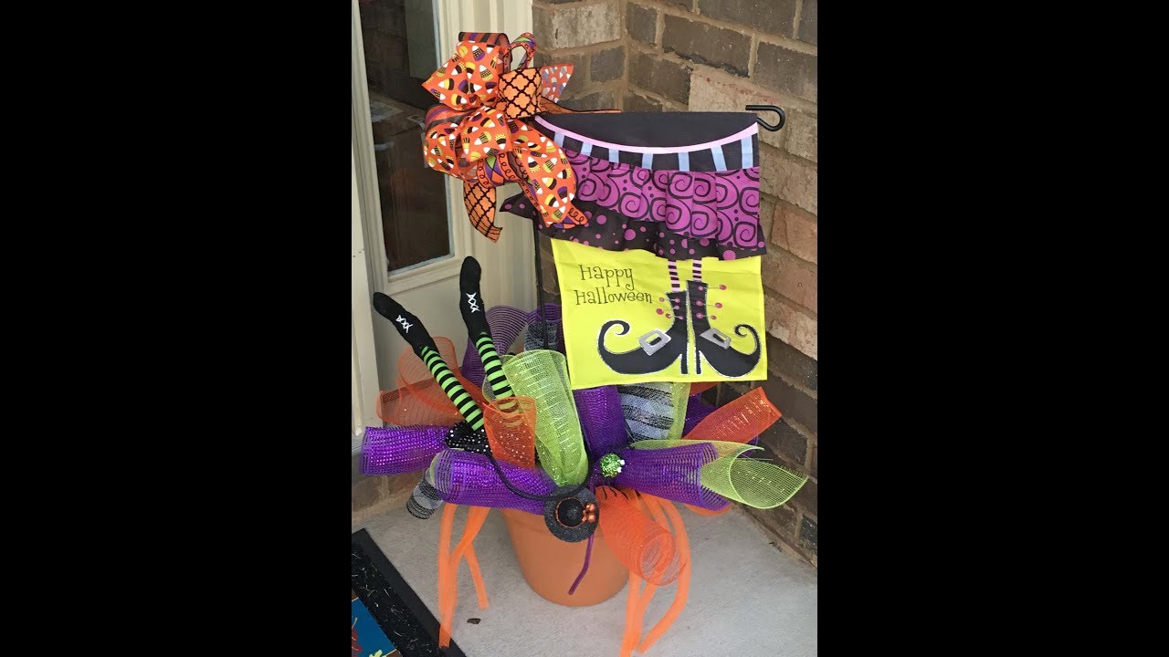 How to make a Halloween decoration for your doorway or porch with deco mesh and a flag