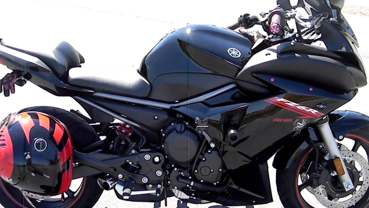 Yamaha  2009 FZ6R Review and Mods