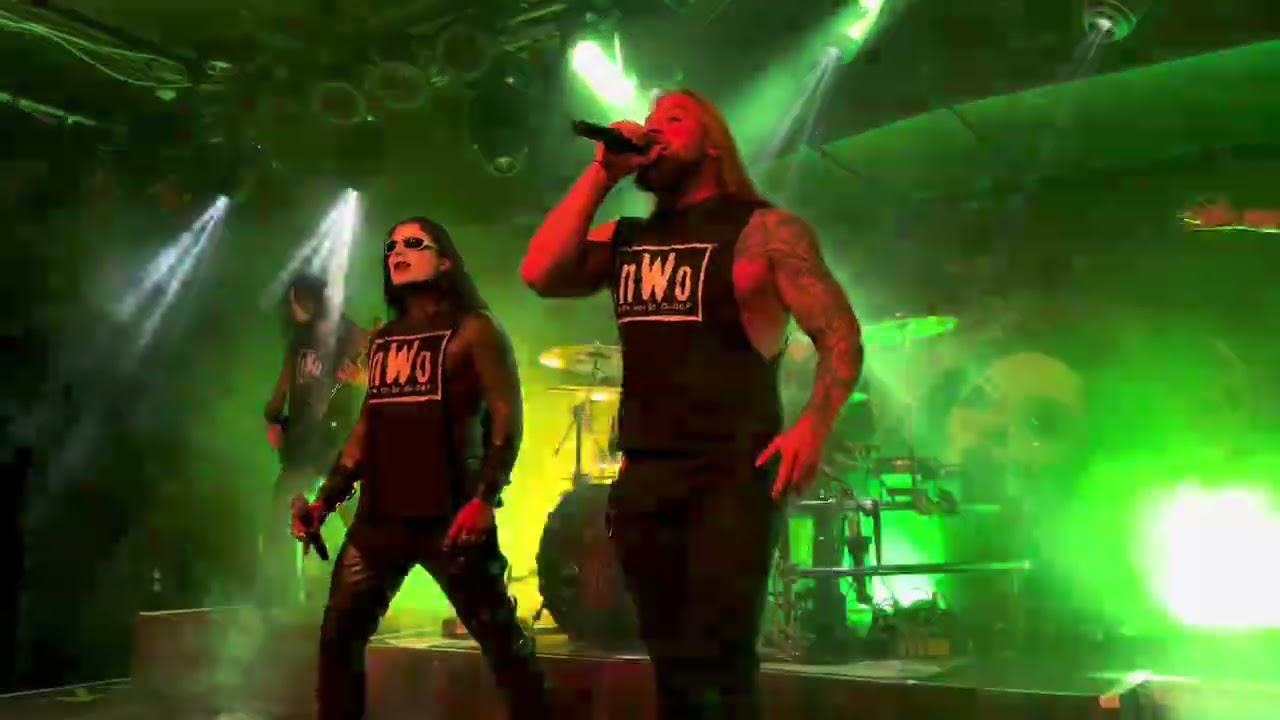 @nachtblutofficial in Ingolstadt mit Wat is‘ denn los mit dir🤘🏼🖤
