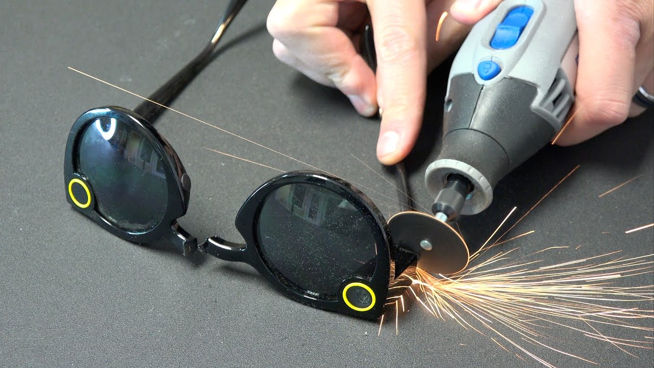 What's inside Snapchat Spectacles?