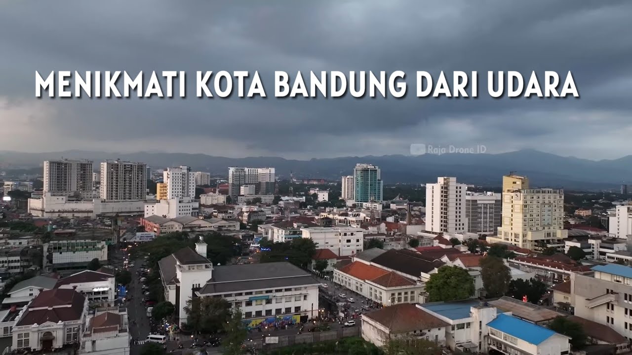 Menikmati Kota Bandung Sore Hari dari Udara, Kota Penuh Kenangan di Jawa Barat dilihat dengan Drone