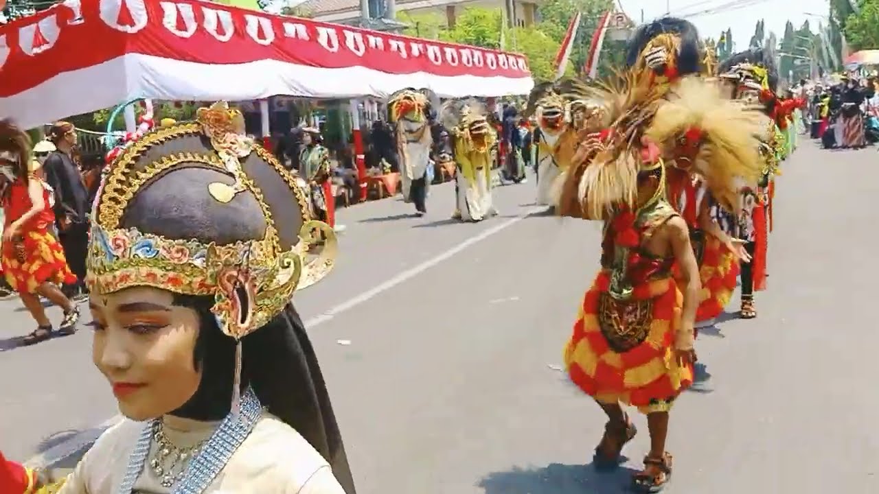 TERBARU!! KIRAB AKSI BARONGAN BOCIL JOS GANDOS DI DEPAN  FODIUM BPK BUPATI BLORA.