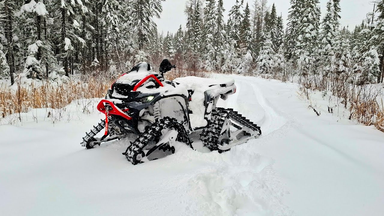 Snow day with my 2025 can-am outlander XMR 850 on Backcountry tracks