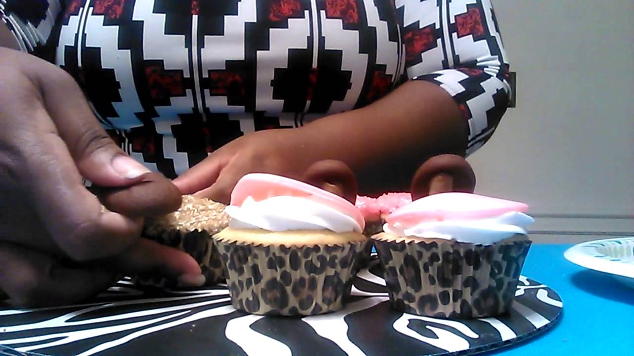 CAKE: High Heel Shoe Cupcake Tutorial Part 2
