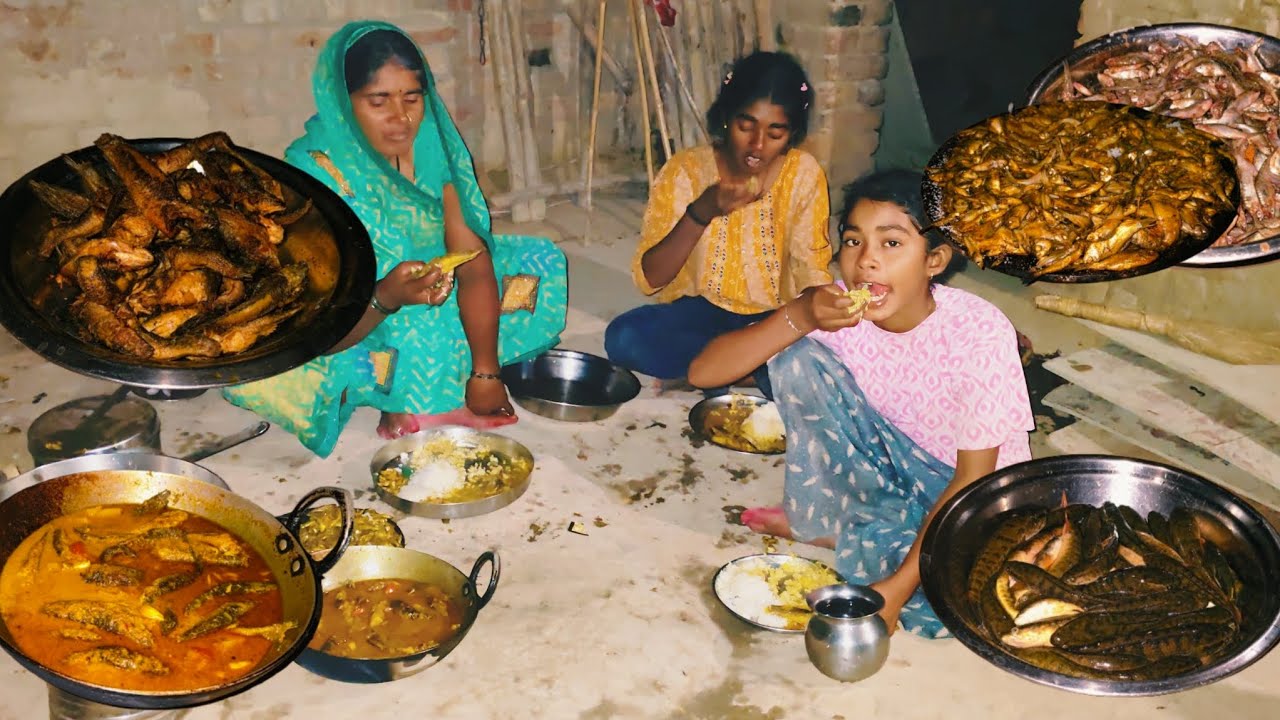 Desi shuddh machhali India chhoti machhali bhutti machhali village video cooking