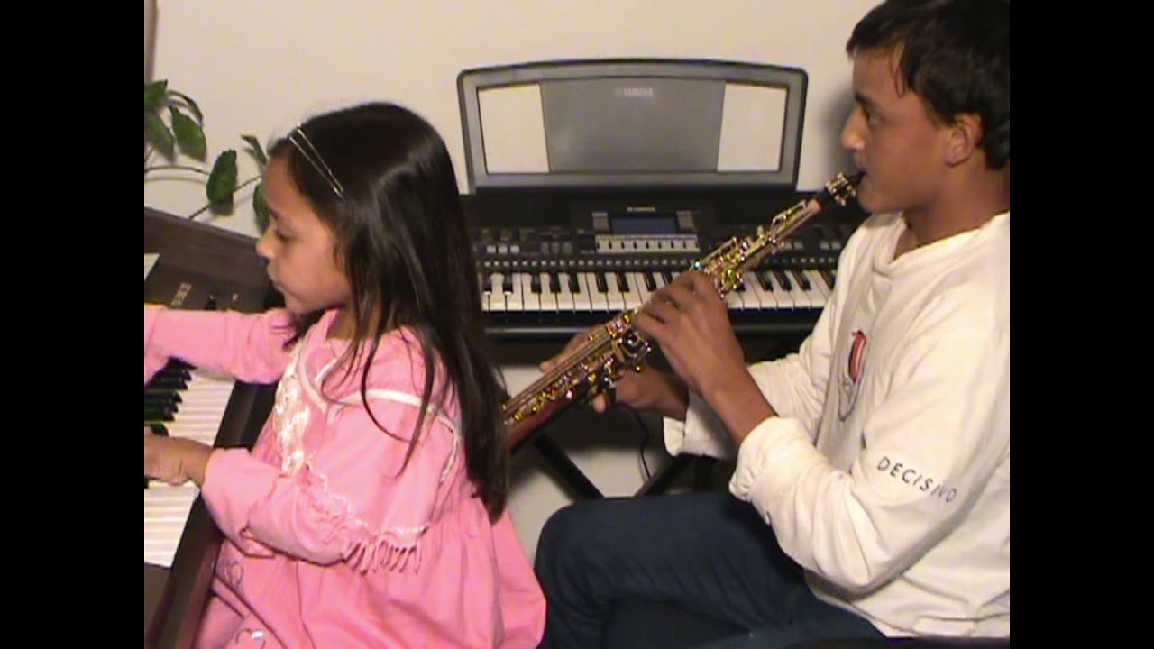 HINO 4 CCB(HINÁRIO 4) - LAYANE & LEANDRO
