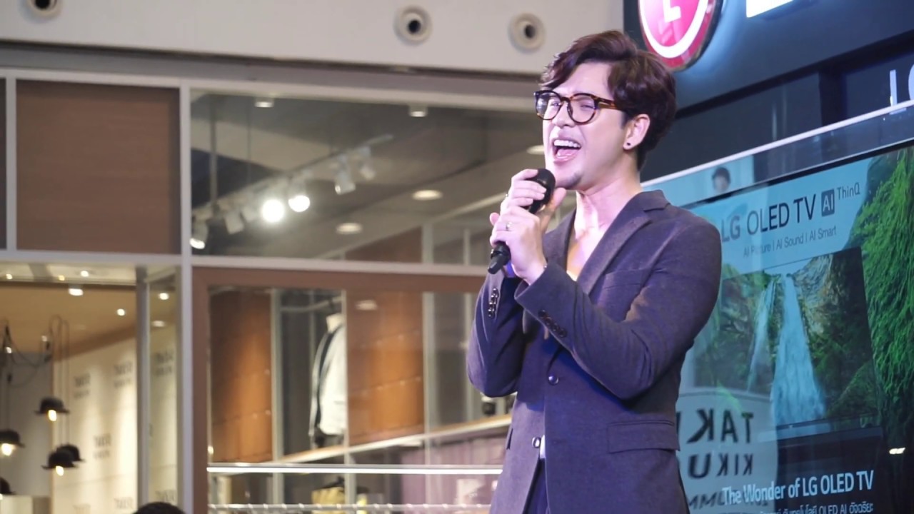 Mini Concert - Tomisara @งาน LG The  Wonder in Black CTW 20.06.2019