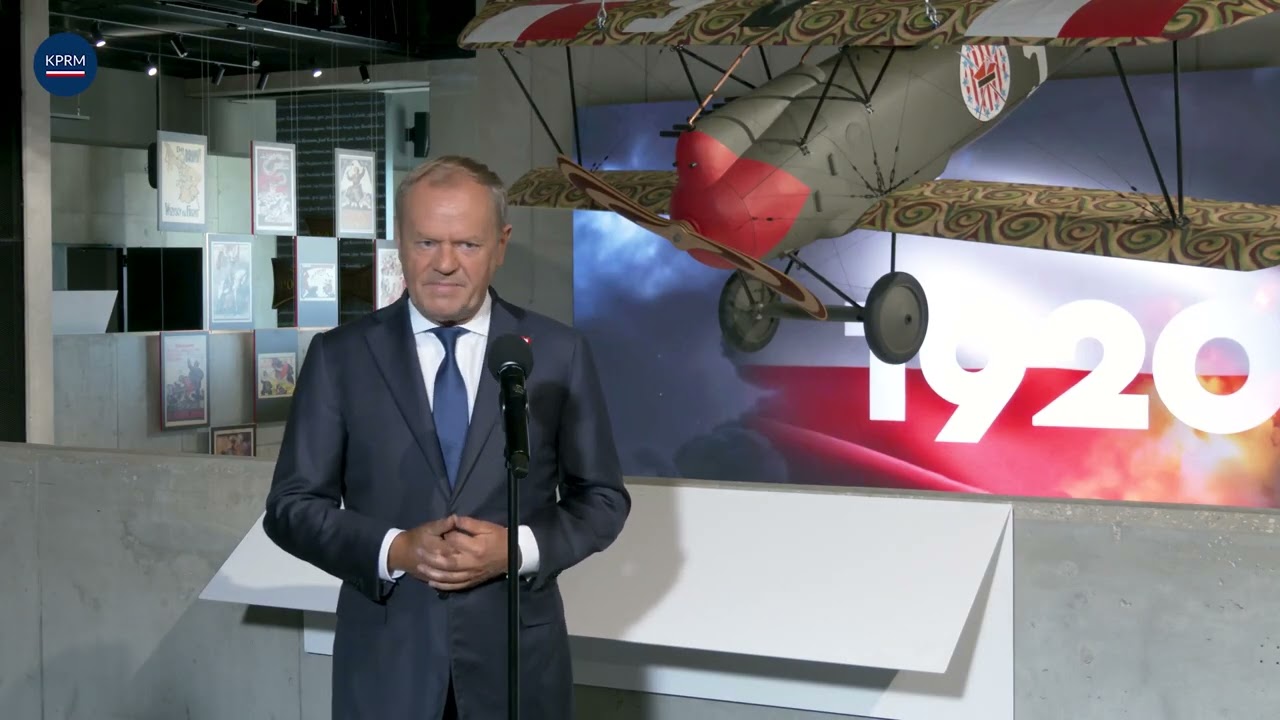 Wizyta Premiera Donalda Tuska w Muzeum Bitwy Warszawskiej 1920 r.