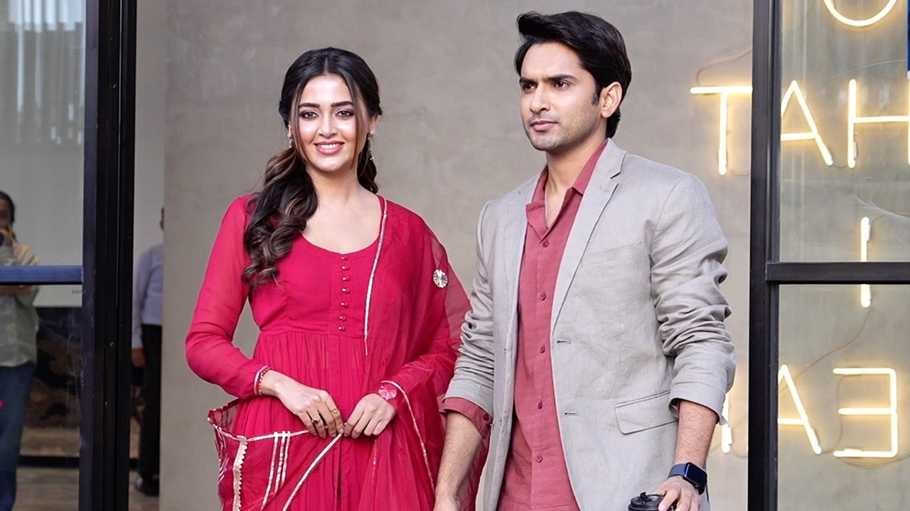 Tejasswi Prakash & And Singh Dhaka Spotted To Promote their Web Series “Psycho Saiyaan”