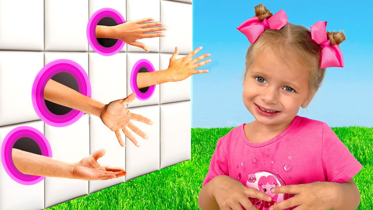 Волшебное Путешествие с Майей, Машей и Мией: Игрушки в Полете!