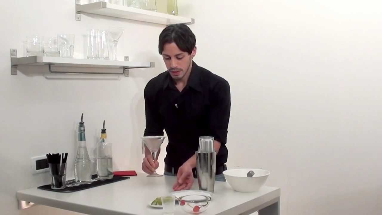 Snowball - Il Cocktail di Natale Tutorial | Drink Corner