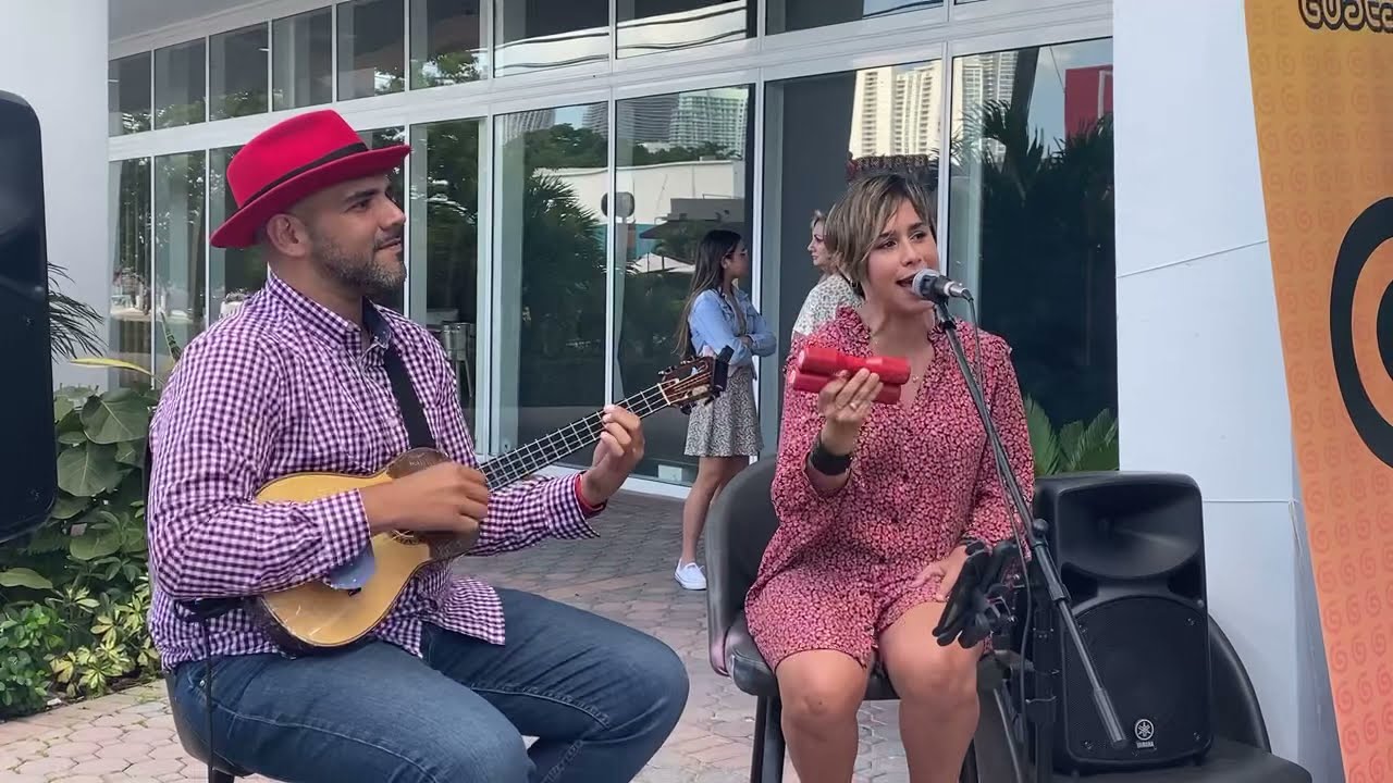 #GuatacaenWynwood Jorge Glem y Nayruska en Tótem Miami