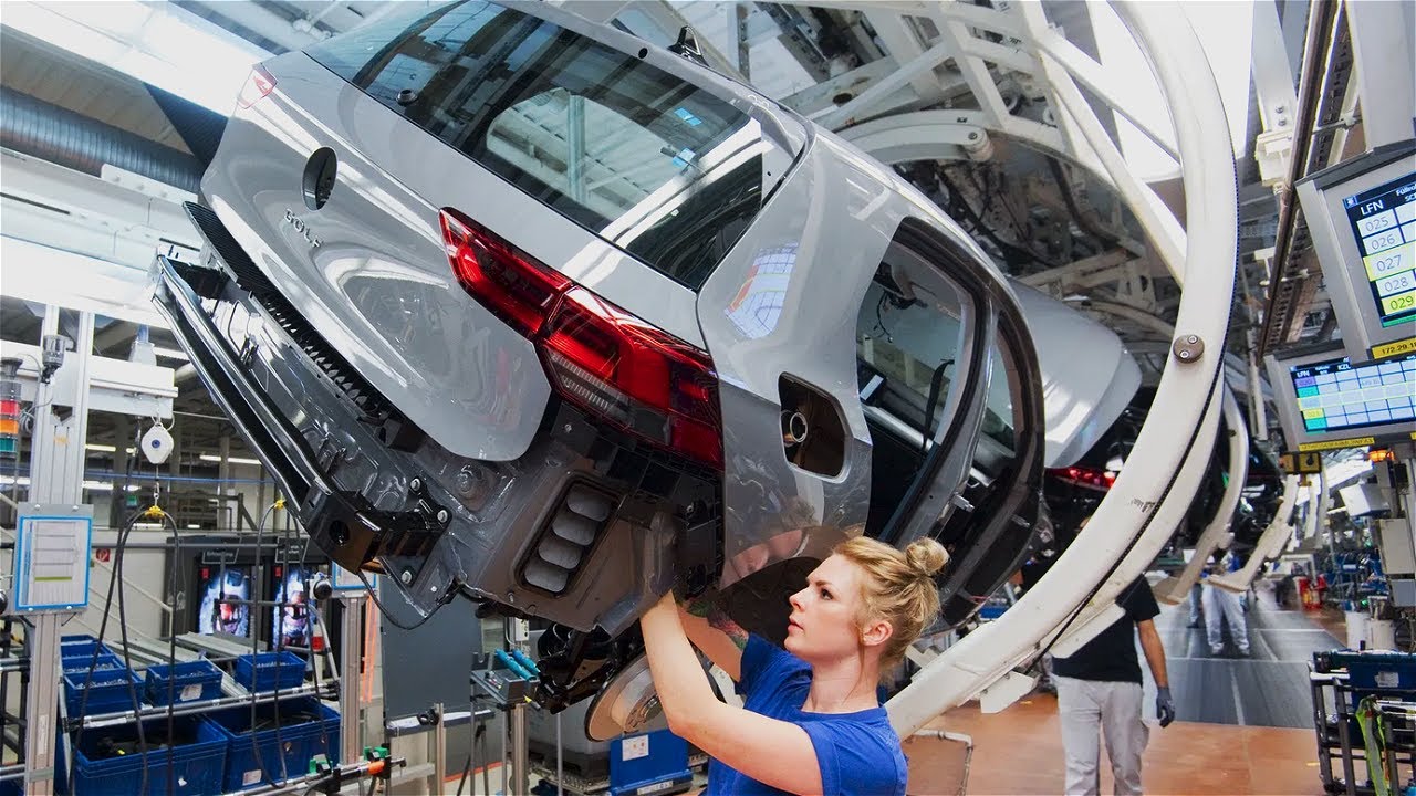 Volkswagen GOLF PRODUCTION at the Wolfsburg MEGA factory in Germany