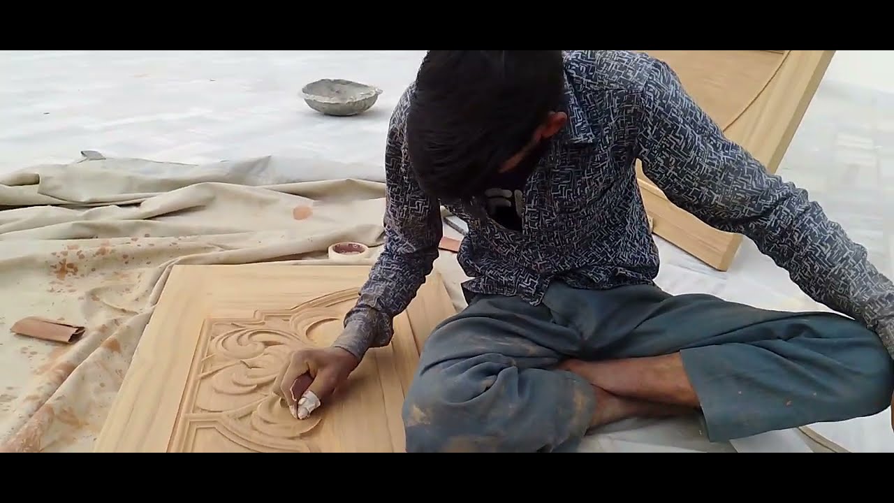 मात्र 10 रूपए में सागवान लकड़ी की घिसाई। Teak wood grinding for just ten rupees paint 
